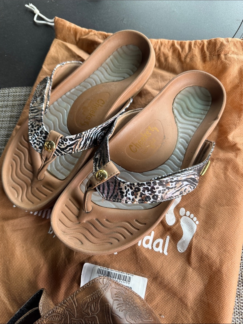 Cheeks Tony Little animal print Women's Tan Leopard Print Thong Bandals